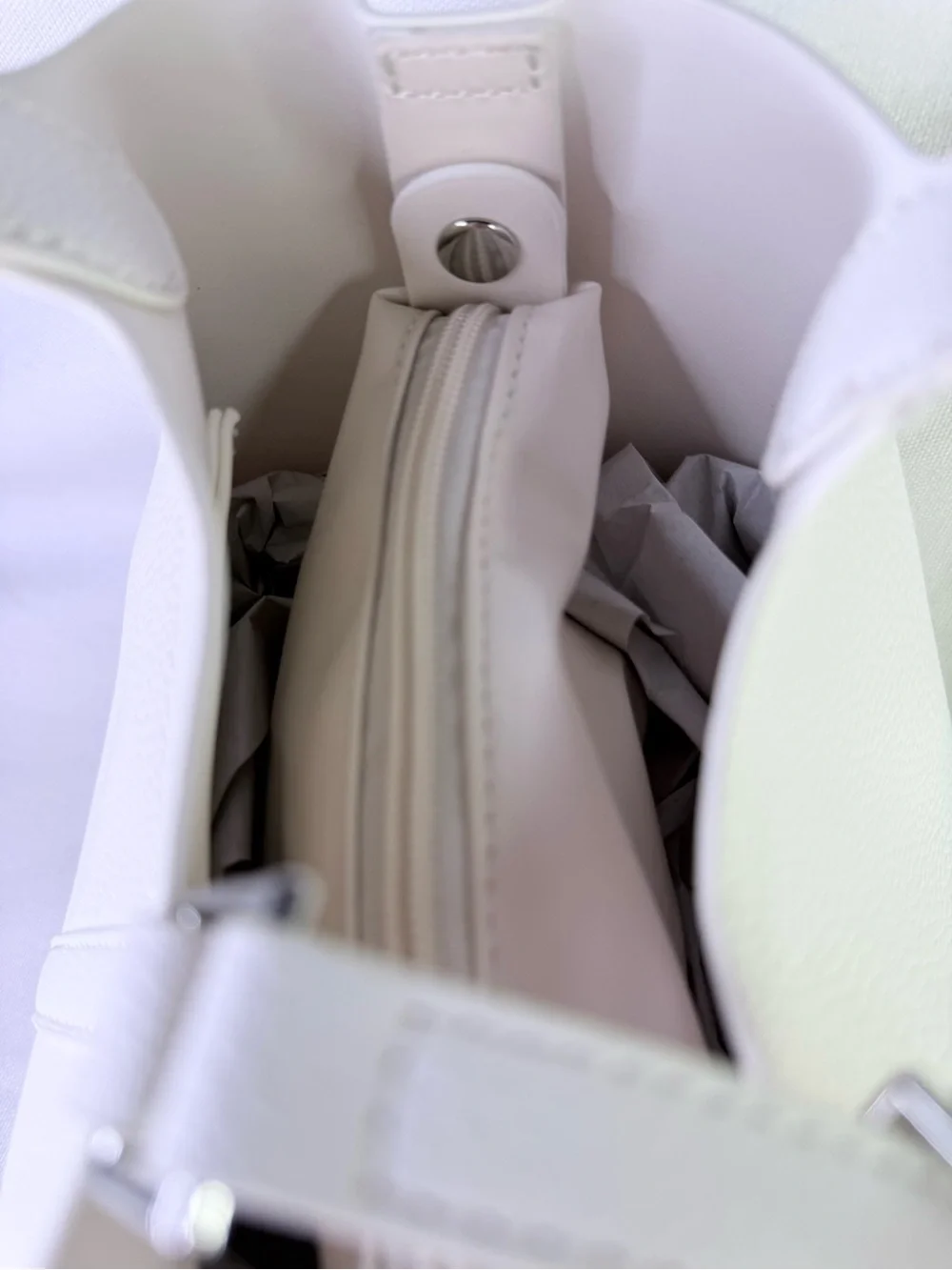 Valentino Orlandi White Pebbled Bucket Bag with Silver Accent